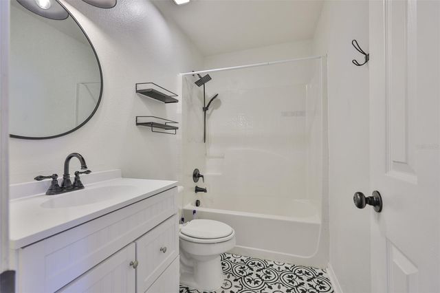 11438 IVY FLOWER LOOP, Riverview, FL 33578