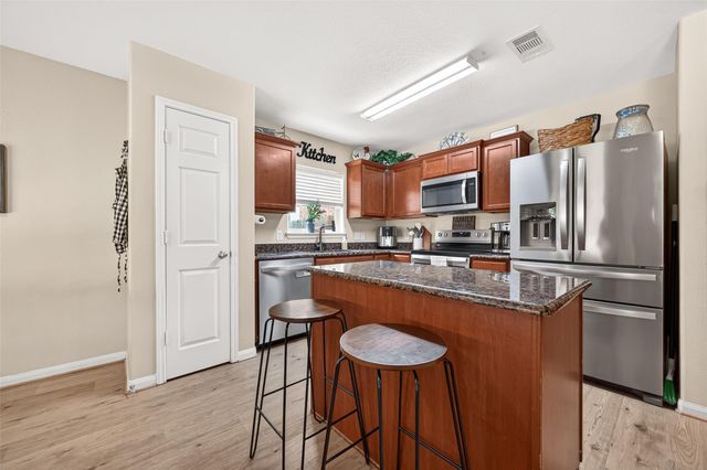 12114 Estelle Lane, Pinehurst, TX 77362