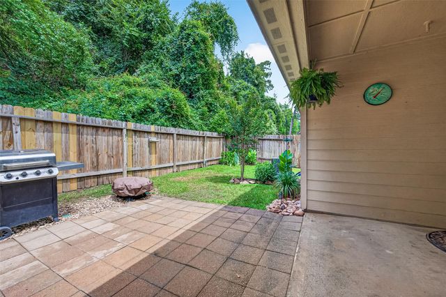 12114 Estelle Lane, Pinehurst, TX 77362