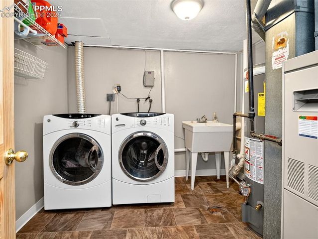 2225 W Montebello Court, Colorado Springs, CO 80918