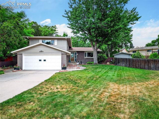 2225 W Montebello Court, Colorado Springs, CO 80918