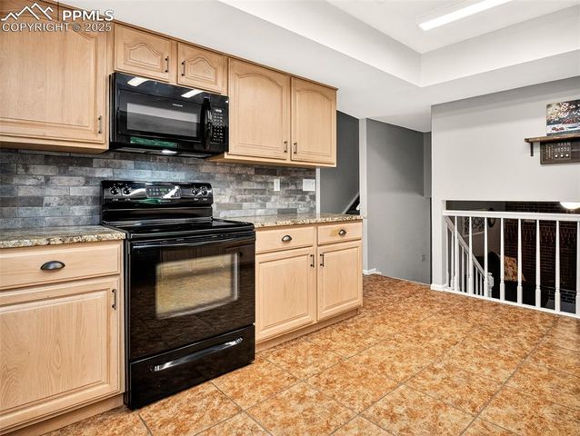 2225 W Montebello Court, Colorado Springs, CO 80918
