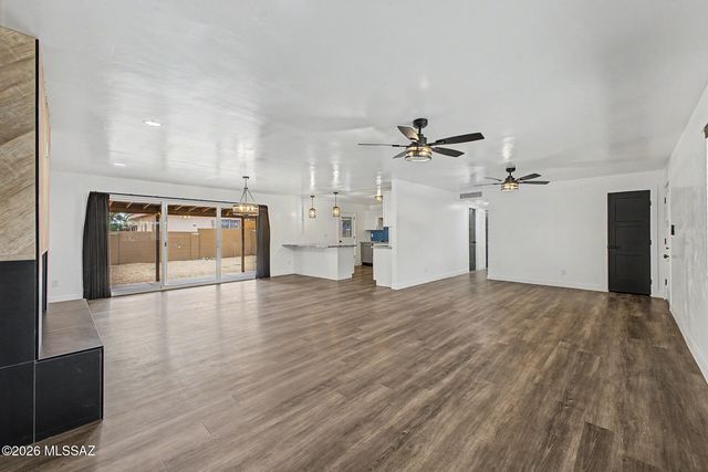2625 W Oregon Street, Tucson, AZ 85746