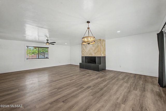 2625 W Oregon Street, Tucson, AZ 85746