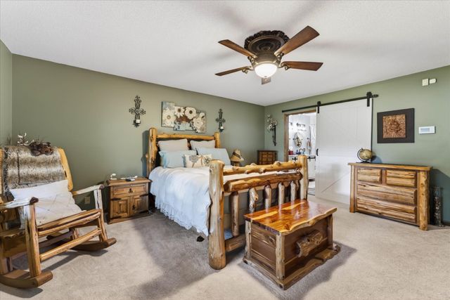 1175 Hutcheson Ln, Clarksville, TN 37040