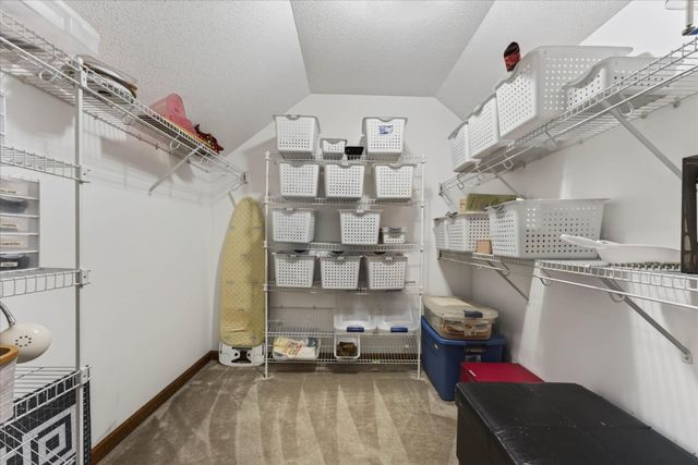 1175 Hutcheson Ln, Clarksville, TN 37040