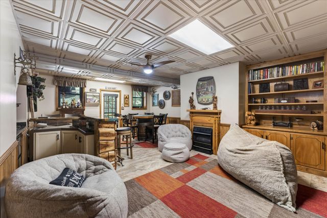 1175 Hutcheson Ln, Clarksville, TN 37040