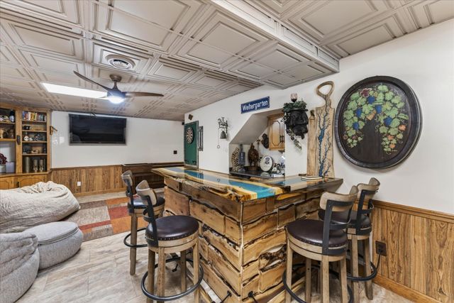 1175 Hutcheson Ln, Clarksville, TN 37040