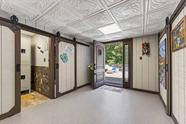 1175 Hutcheson Ln, Clarksville, TN 37040