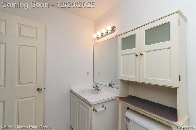 6143 Century Court, Shelby Twp, MI 48316