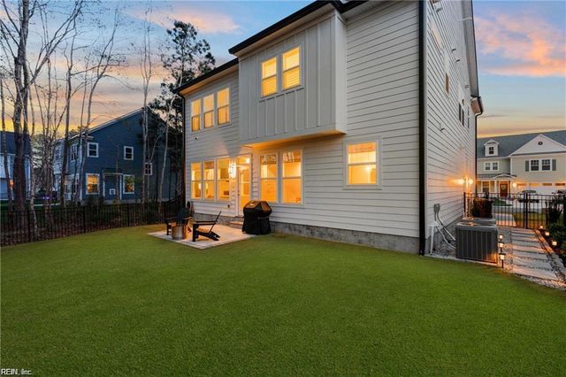 1325 Narrow WAY, Virginia Beach, VA 23451