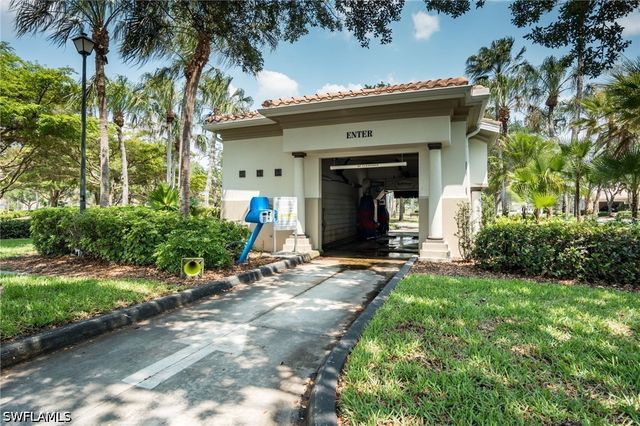 4676 Ossabaw WAY, Naples, FL 34119