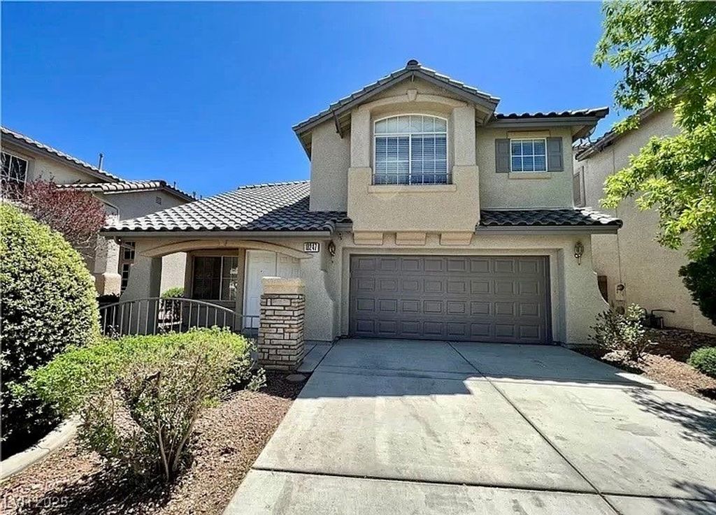10247 Trailing Dalea Avenue, Las Vegas, NV 89135