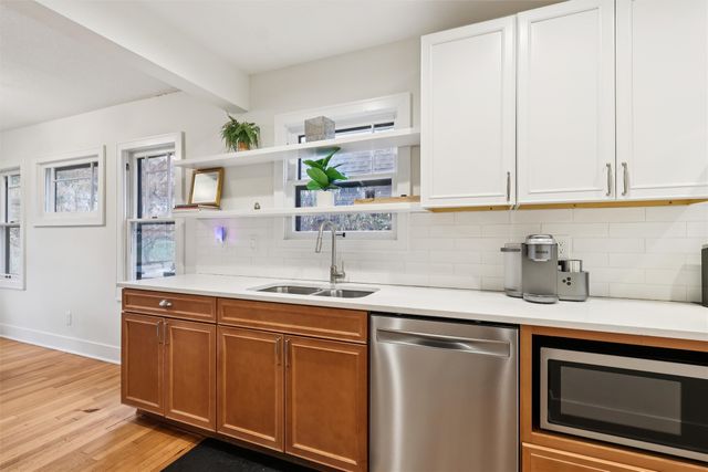 3817 Lanewood Drive, Des Moines, IA 50311