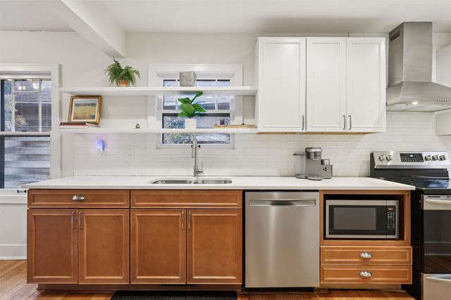 3817 Lanewood Drive, Des Moines, IA 50311