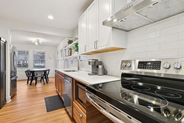 3817 Lanewood Drive, Des Moines, IA 50311