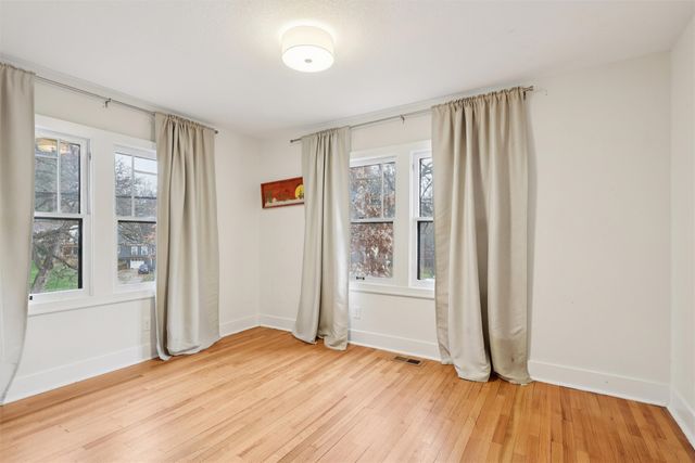 3817 Lanewood Drive, Des Moines, IA 50311