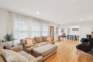 3817 Lanewood Drive, Des Moines, IA 50311