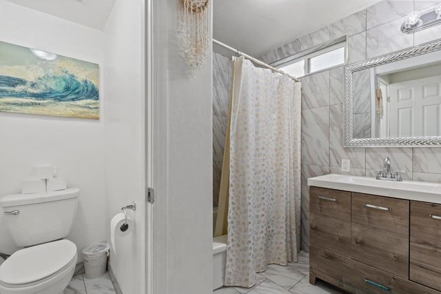 974 Live Oak Blvd, Yuba City, CA 95991