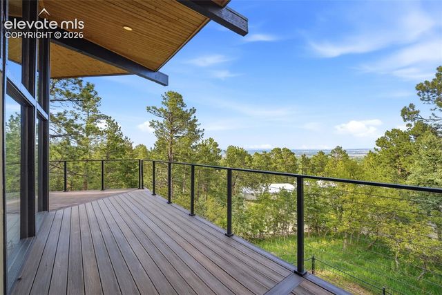 17 Pine Road, Colorado Springs, CO 80906