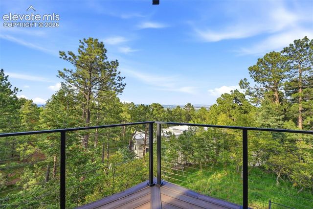 17 Pine Road, Colorado Springs, CO 80906