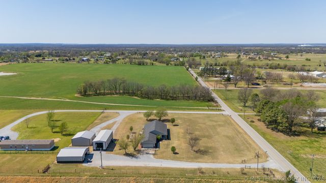18800 E 640 Road, Inola, OK 74036
