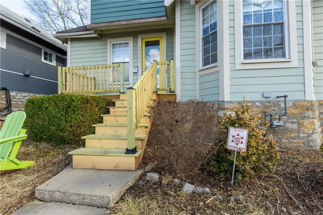 3629 State Line Road, Kansas City, MO 64111