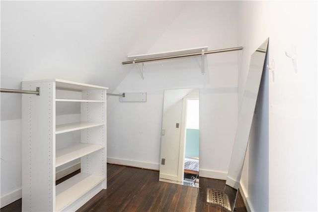 3629 State Line Road, Kansas City, MO 64111