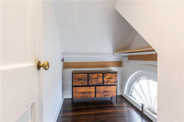 3629 State Line Road, Kansas City, MO 64111