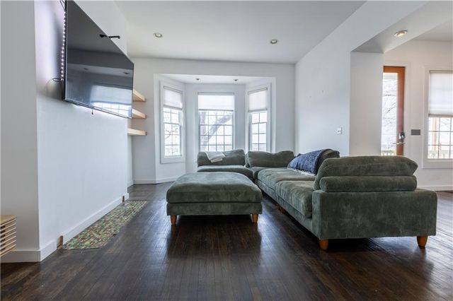 3629 State Line Road, Kansas City, MO 64111