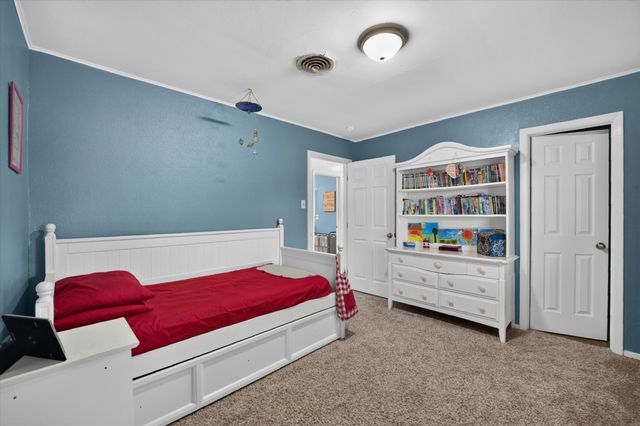 701 E Main Street, Tioga, TX 76271