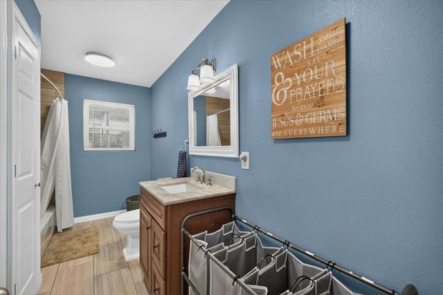 701 E Main Street, Tioga, TX 76271
