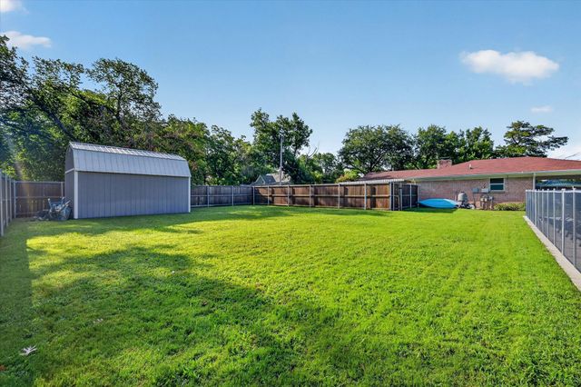 701 E Main Street, Tioga, TX 76271