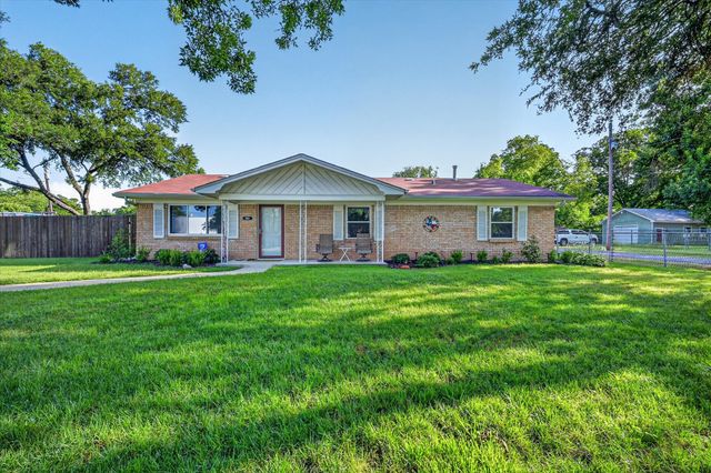701 E Main Street, Tioga, TX 76271