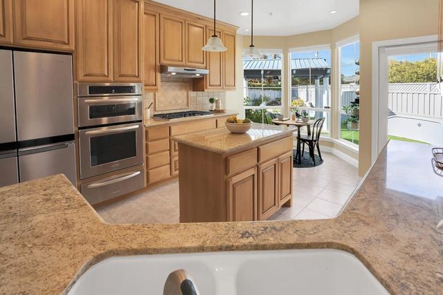 106 Santina Court, Santa Cruz, CA 95062