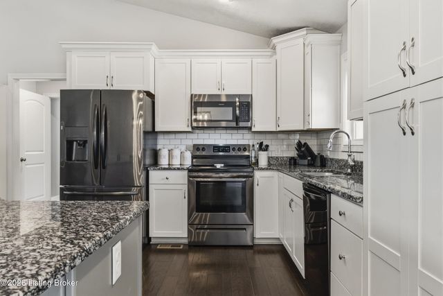 41 N Antelope Ct, Rineyville, KY 40162