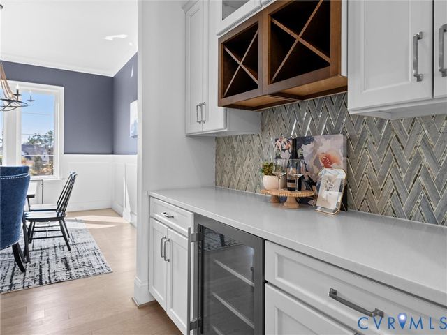 2100 Tulip Hill Dr, Midlothian, VA 23112