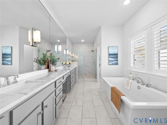 2100 Tulip Hill Dr, Midlothian, VA 23112