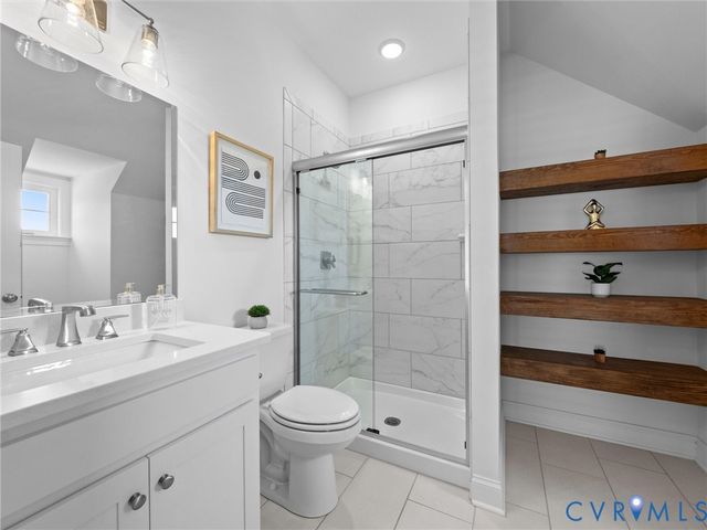 2100 Tulip Hill Dr, Midlothian, VA 23112