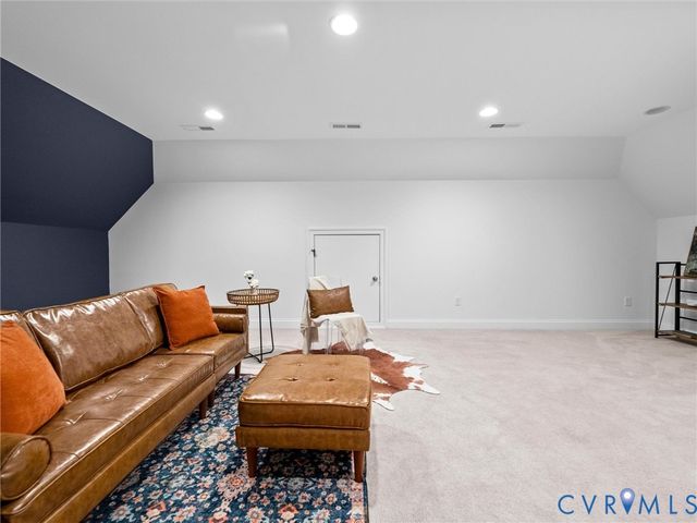 2100 Tulip Hill Dr, Midlothian, VA 23112