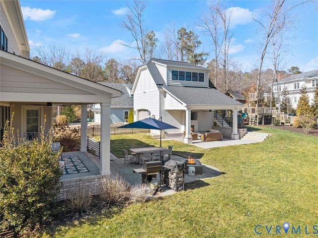 2100 Tulip Hill Dr, Midlothian, VA 23112