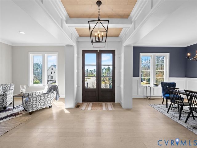 2100 Tulip Hill Dr, Midlothian, VA 23112