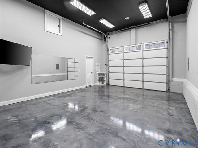 2100 Tulip Hill Dr, Midlothian, VA 23112