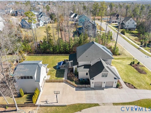 2100 Tulip Hill Dr, Midlothian, VA 23112