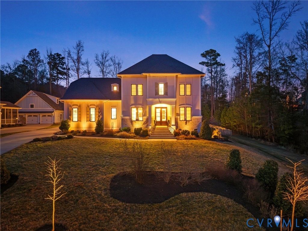 2100 Tulip Hill Dr, Midlothian, VA 23112