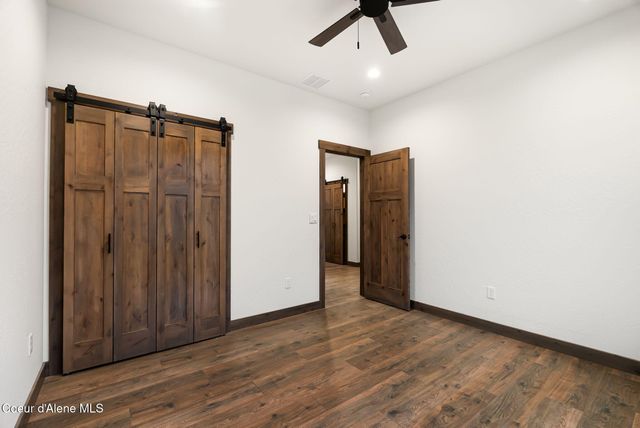 105 Backtrack RD, Sandpoint, ID 83864