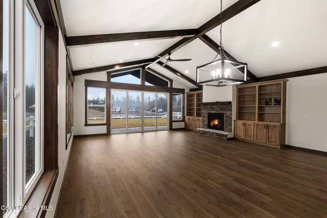 105 Backtrack RD, Sandpoint, ID 83864