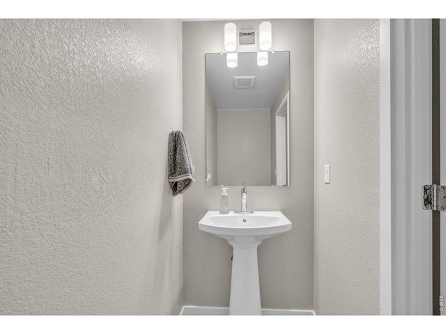 9074 Moondance Dr, Littleton, CO 80125