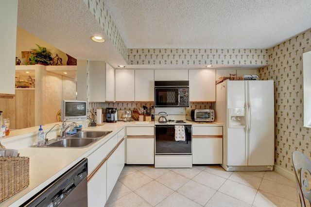 7861 La Mirada Drive, Boca Raton, FL 33433