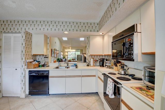 7861 La Mirada Drive, Boca Raton, FL 33433